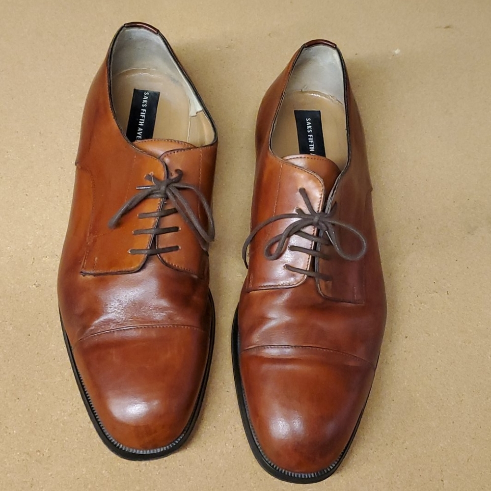 Saks Fifth Avenue leather men's 10 1/2 captoe